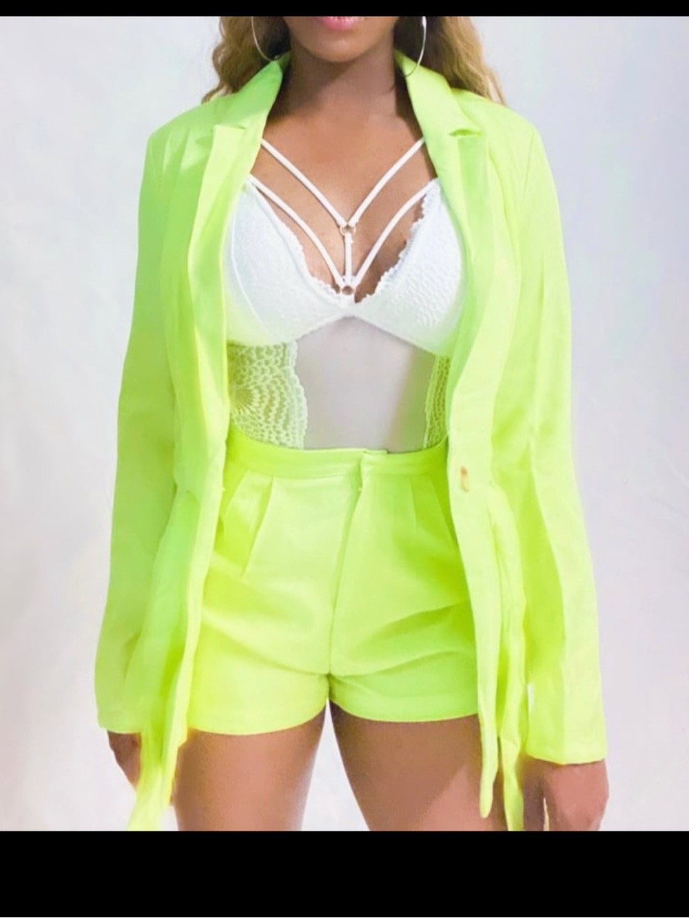 L’atiste Neon Lime blazer short set